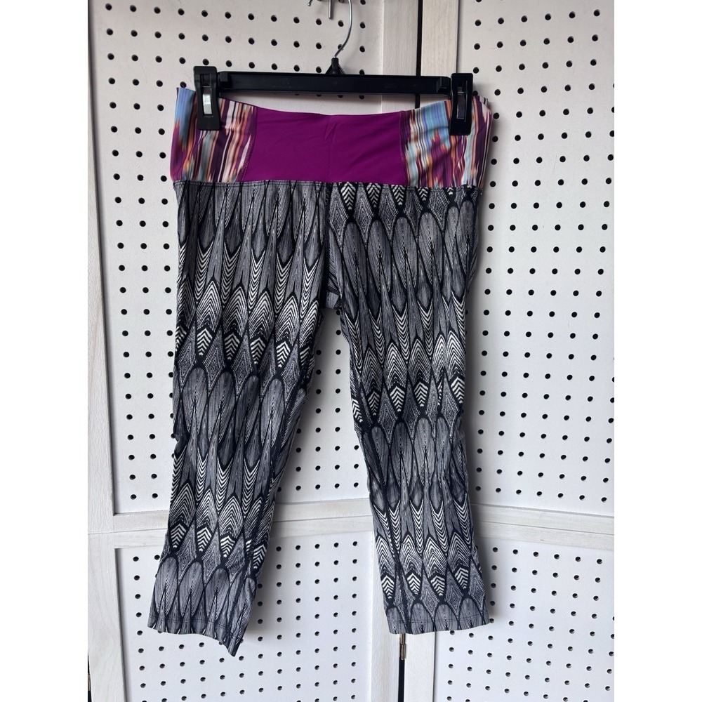 Prana Active Capri Leggings Women's Small Geo Print Zip Pocket Athletic